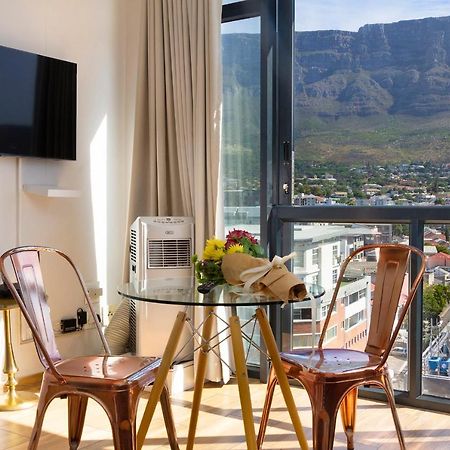 Urban Oasis At The Four Seasons Apartment Cape Town Ngoại thất bức ảnh