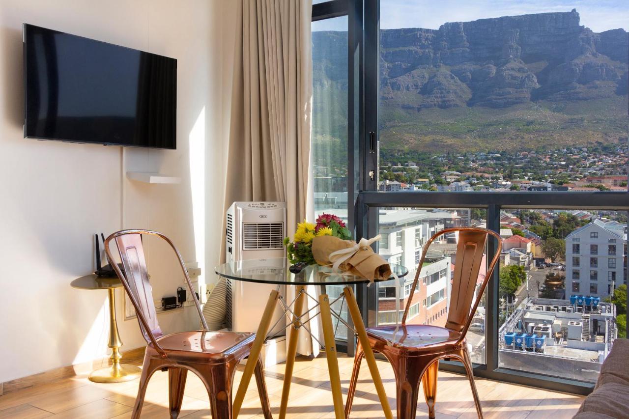 Urban Oasis At The Four Seasons Apartment Cape Town Ngoại thất bức ảnh