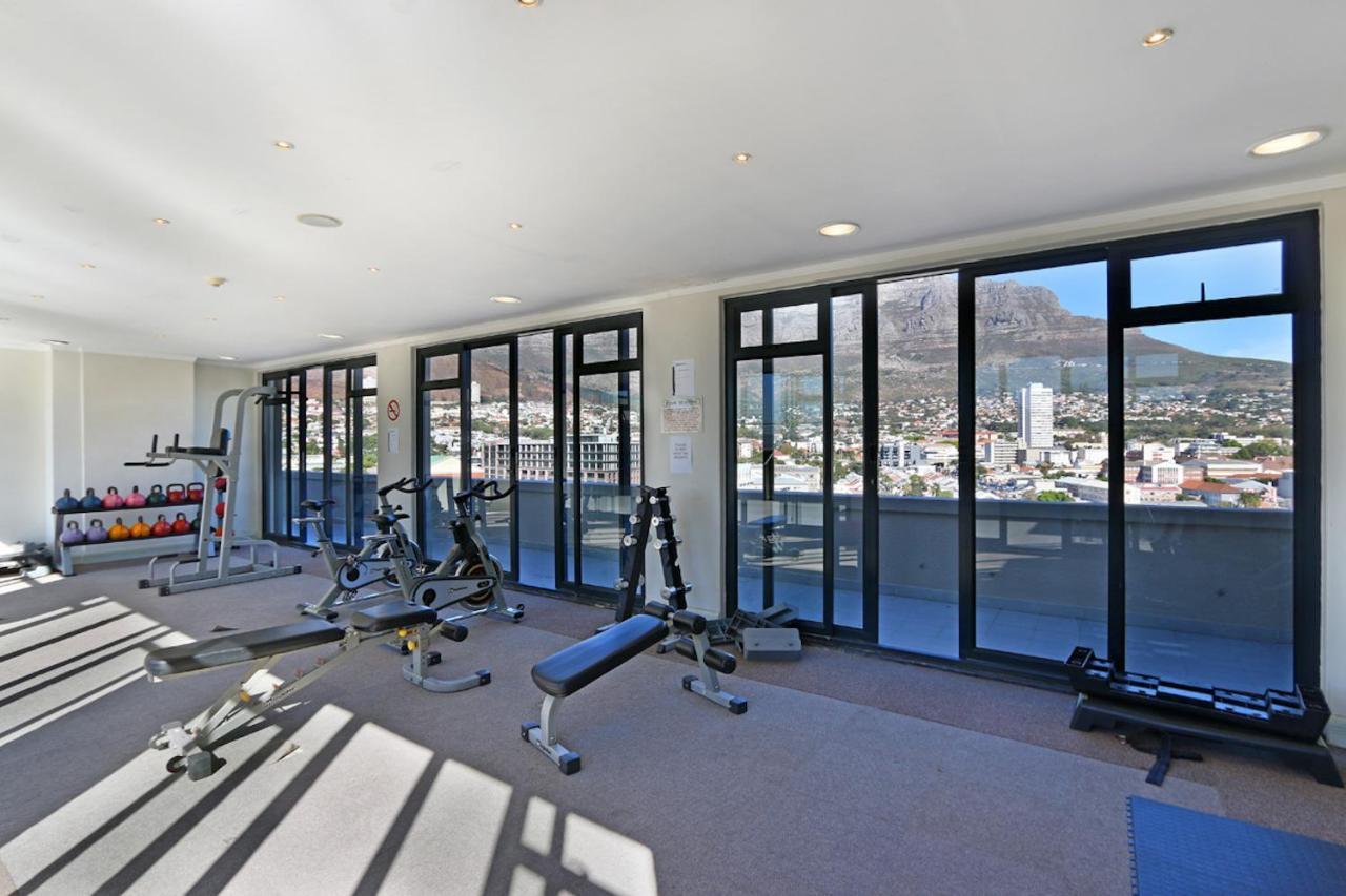 Urban Oasis At The Four Seasons Apartment Cape Town Ngoại thất bức ảnh