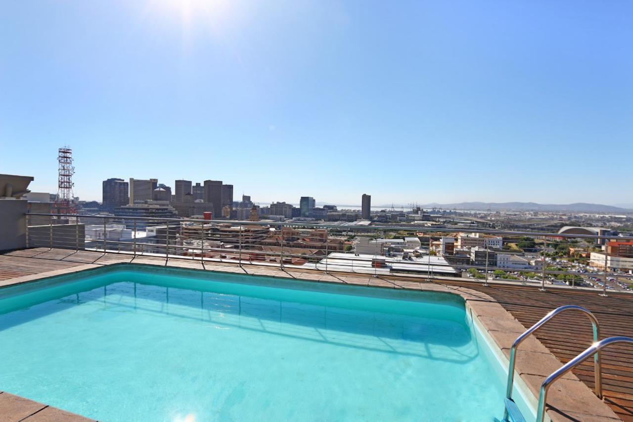 Urban Oasis At The Four Seasons Apartment Cape Town Ngoại thất bức ảnh