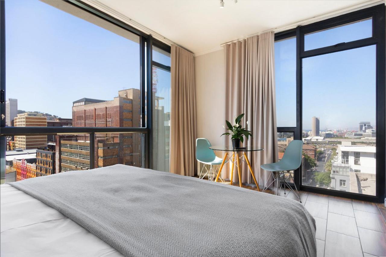 Urban Oasis At The Four Seasons Apartment Cape Town Ngoại thất bức ảnh
